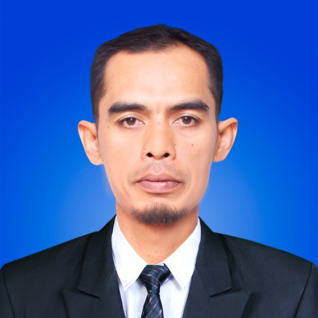 Taufik, S.Kom., M.Ikom.