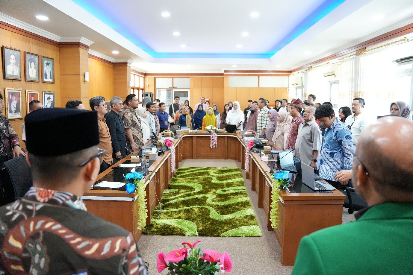 Seminar Nasional FIB Unand Luruskan Narasi Sejarah 100 Tahun Jam Gadang Berbasis Riset