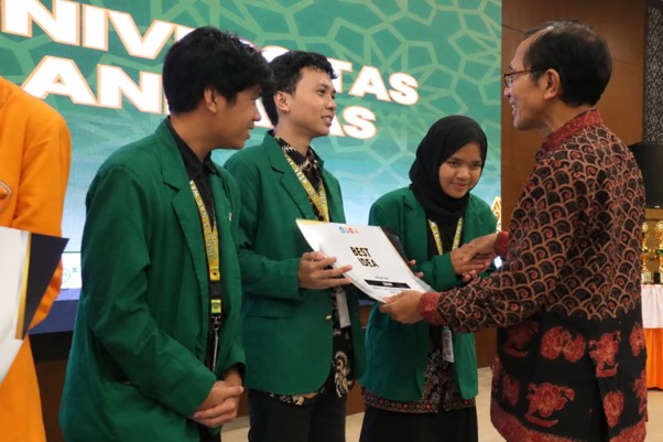 lagi, Arya Alghifari Mahasiswa Sastra Jepang FIB Unand Raih Best Idea Essay pada National Agricultural Competition 2026