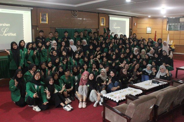 Tingkatkan Wawasan Mahasiswa Sastra Indonesia FIB UNAND, Hima Karsa adakan Pelatihan Sastra Bertema EYD dan Sastra Anak