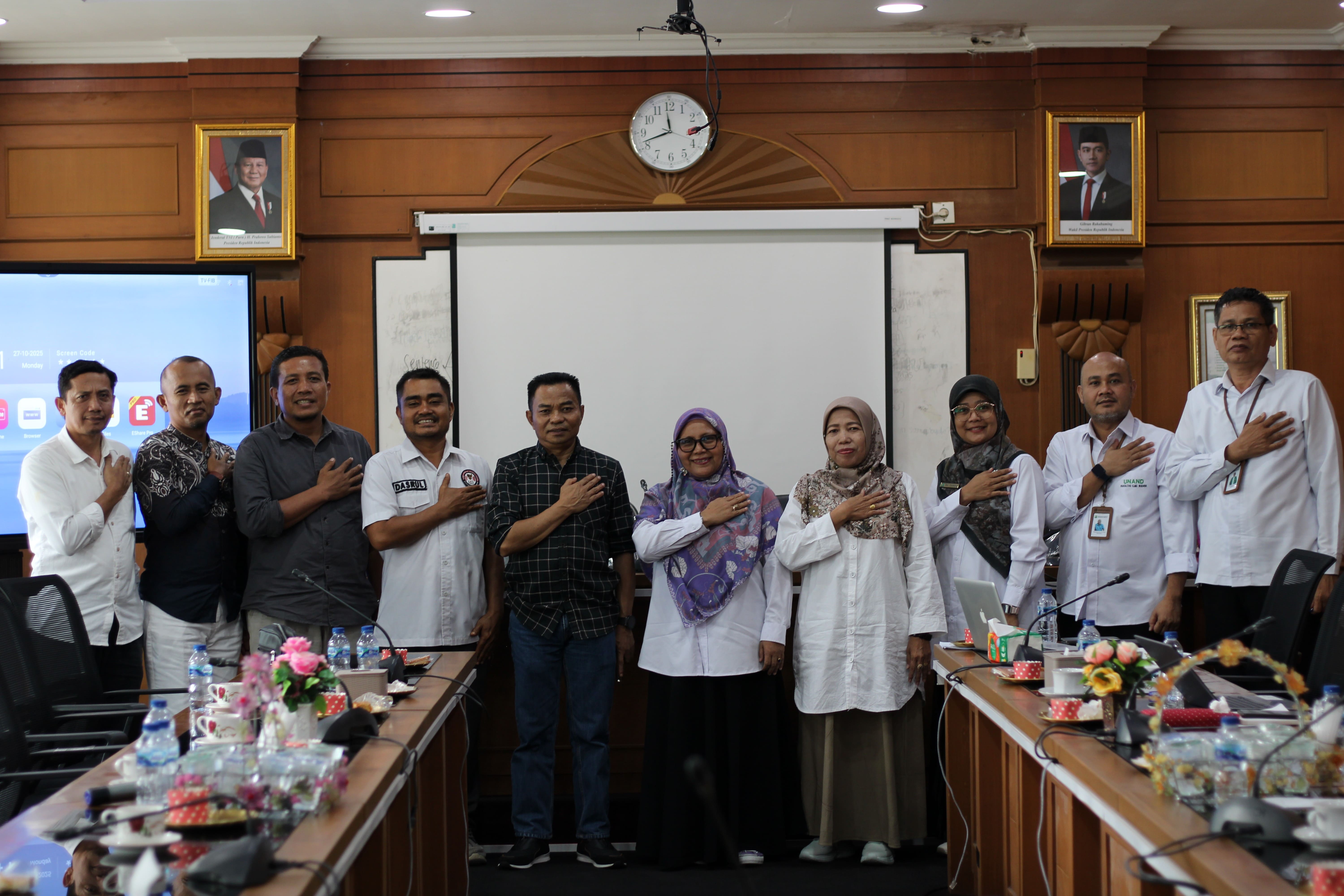 Silaturahmi Pimpinan dan IKA Alumni FIB Unand Bahas Penguatan Kolaborasi dan Pengembangan Fakultas