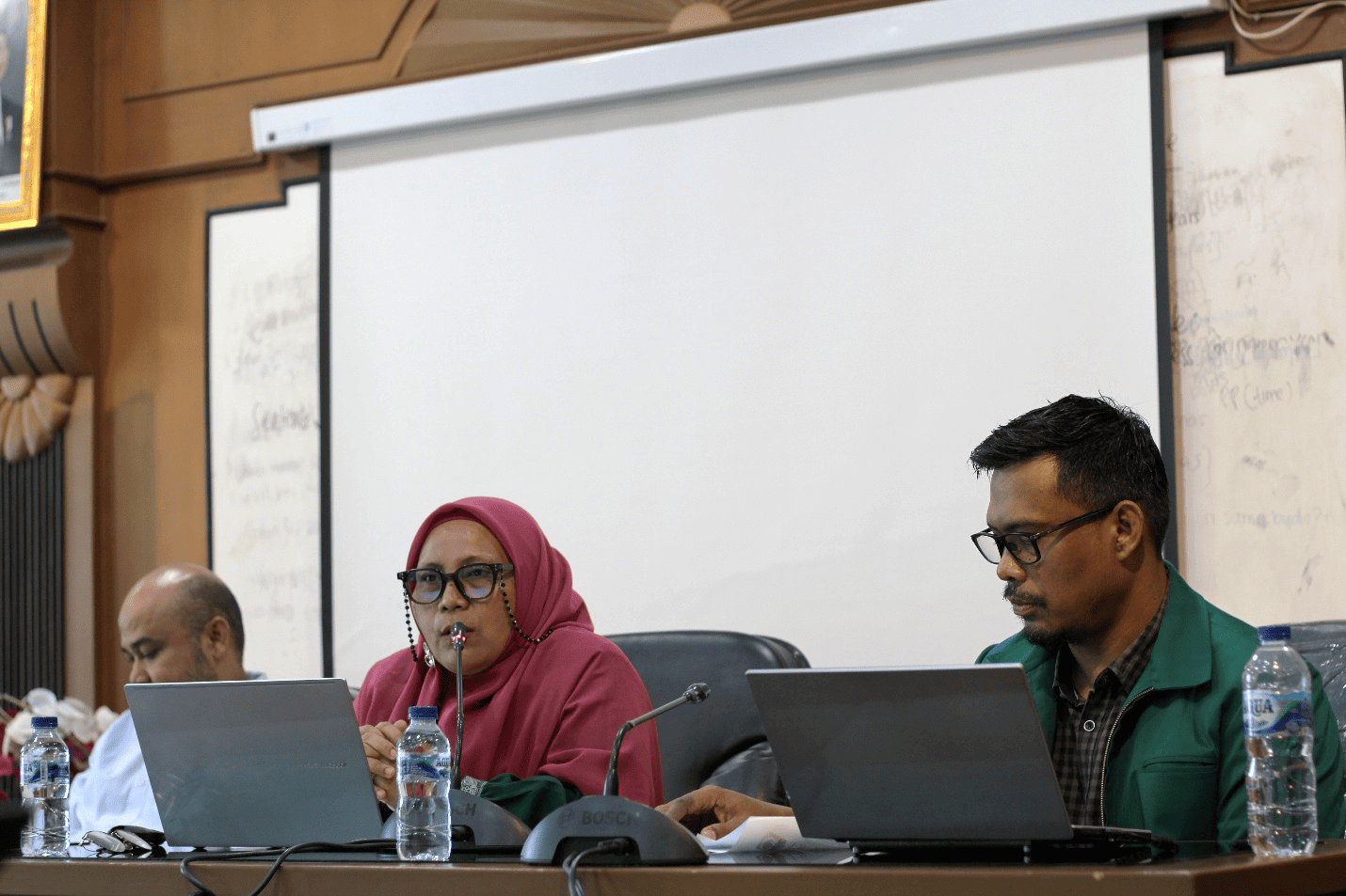 Rapat Kerja FIB Unand Tahun 2025: Evaluasi dan Realisasi Program Kerja Tahunan